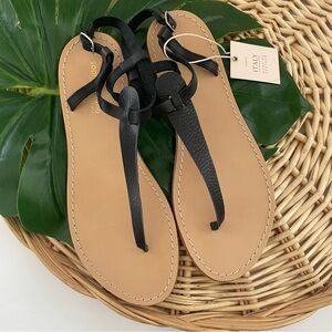 Sophia Milano Made in Italy Black leather uppers thong sandals NWT Size 8